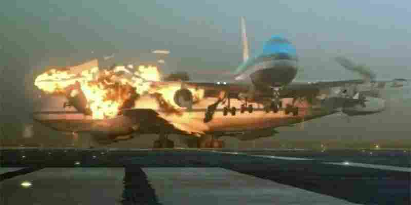 Η μεγαλύτερη αεροπορική τραγωδία όλων των εποχών. Νεκροί 583 επιβάτες – Άποψη Τώρα